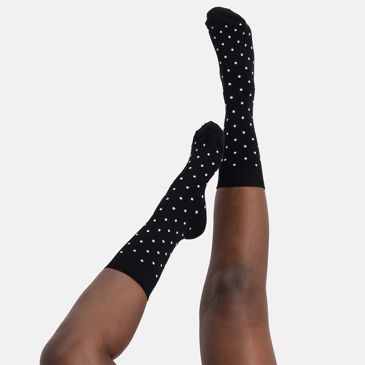 beau 008 op model dames close