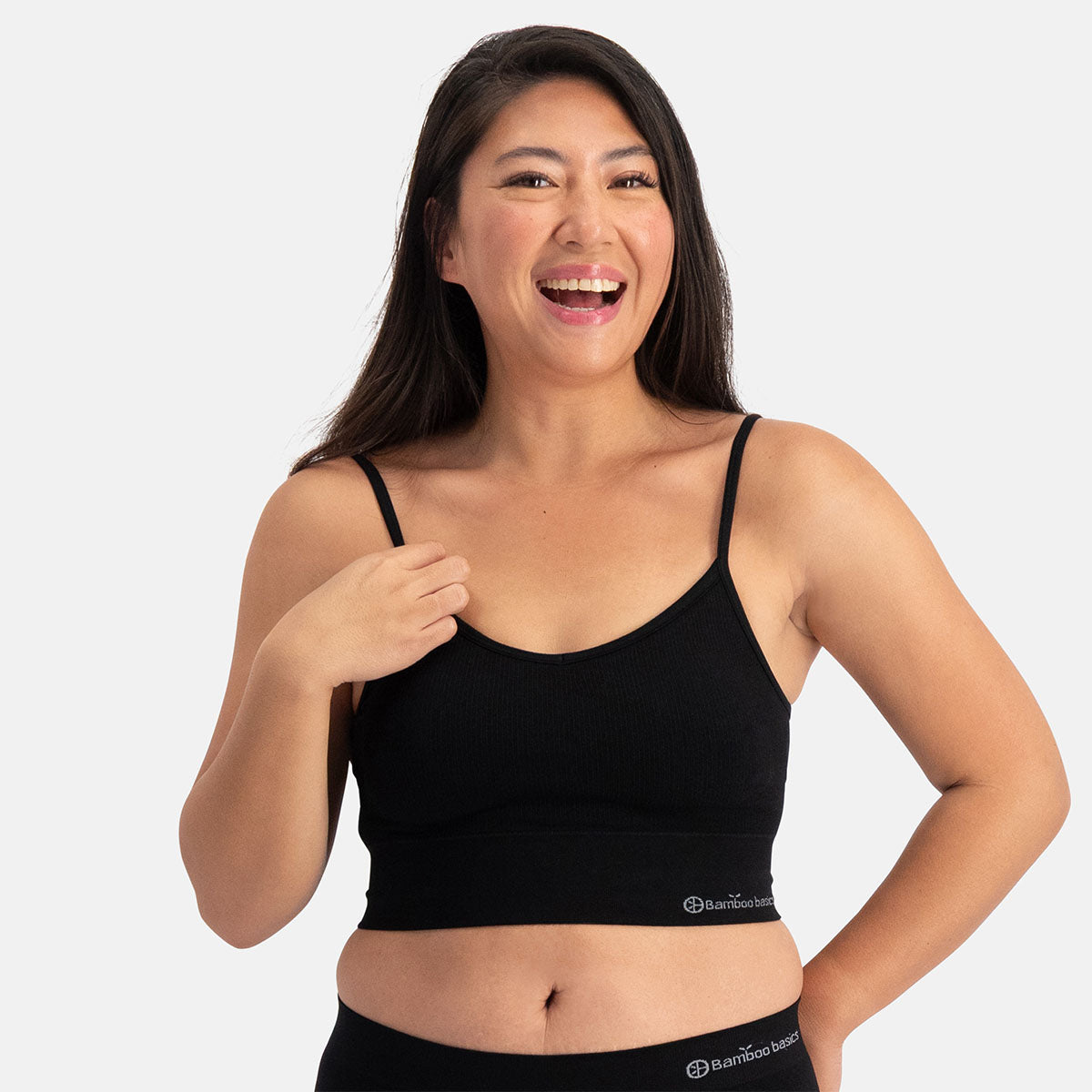 FENNA padded bra zwart front op model