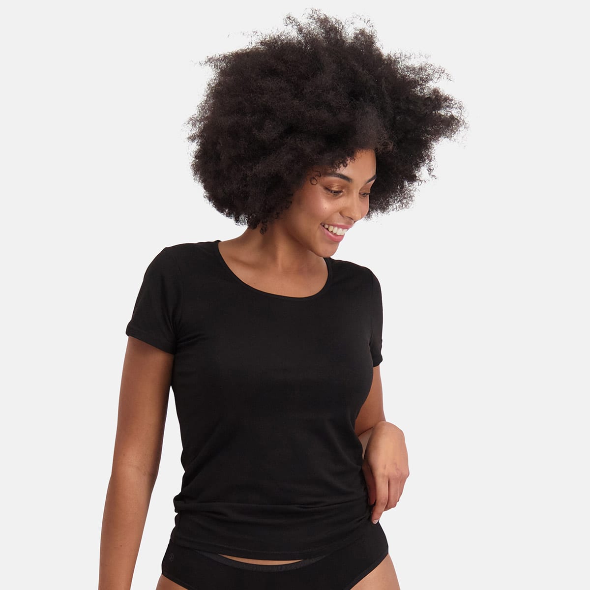 Bamboo Basics - T-shirts Kate  - Zwart