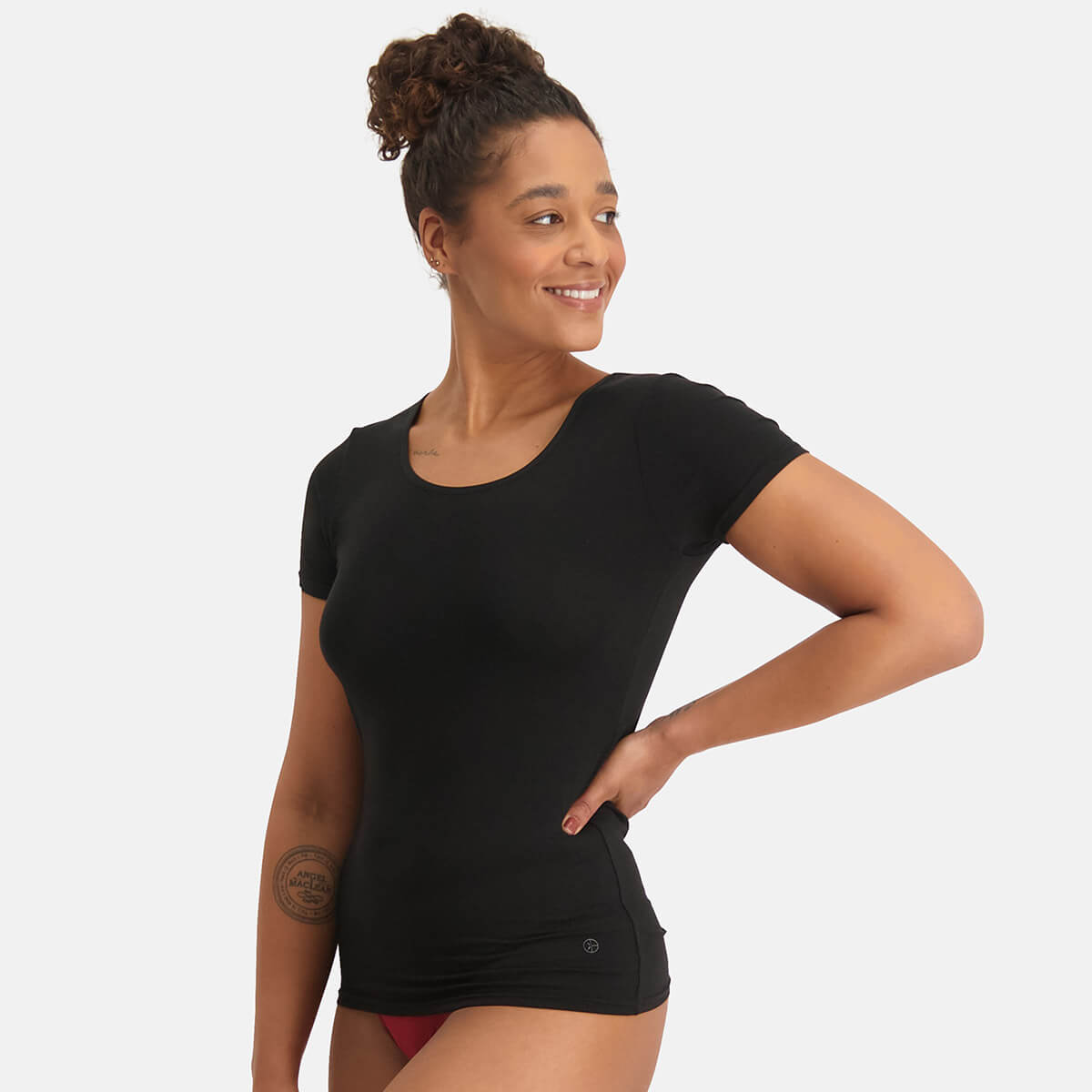 Bamboo Basics - T-shirts Kyra  - Zwart