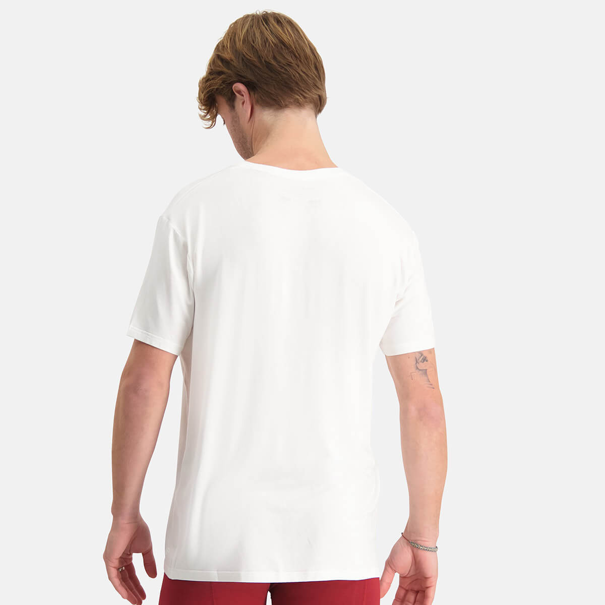 Bamboo Basics - T-Shirts Vance V-hals  - Off White