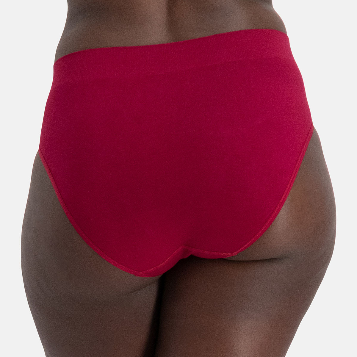 BELLE bordeaux full brief close