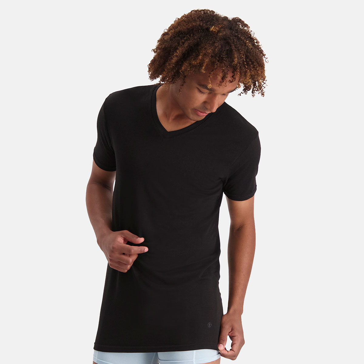 Bamboo Basics - Long Fit T-Shirts Velo V-hals  -  Zwart